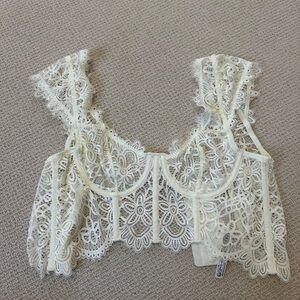 Anthropologie Giselle lace cap sleeve top in cream size medium